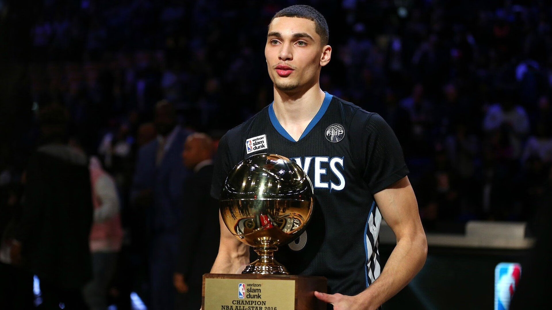 篮网队连胜三场，季后赛望眼欲穿，篮网本季已获20胜